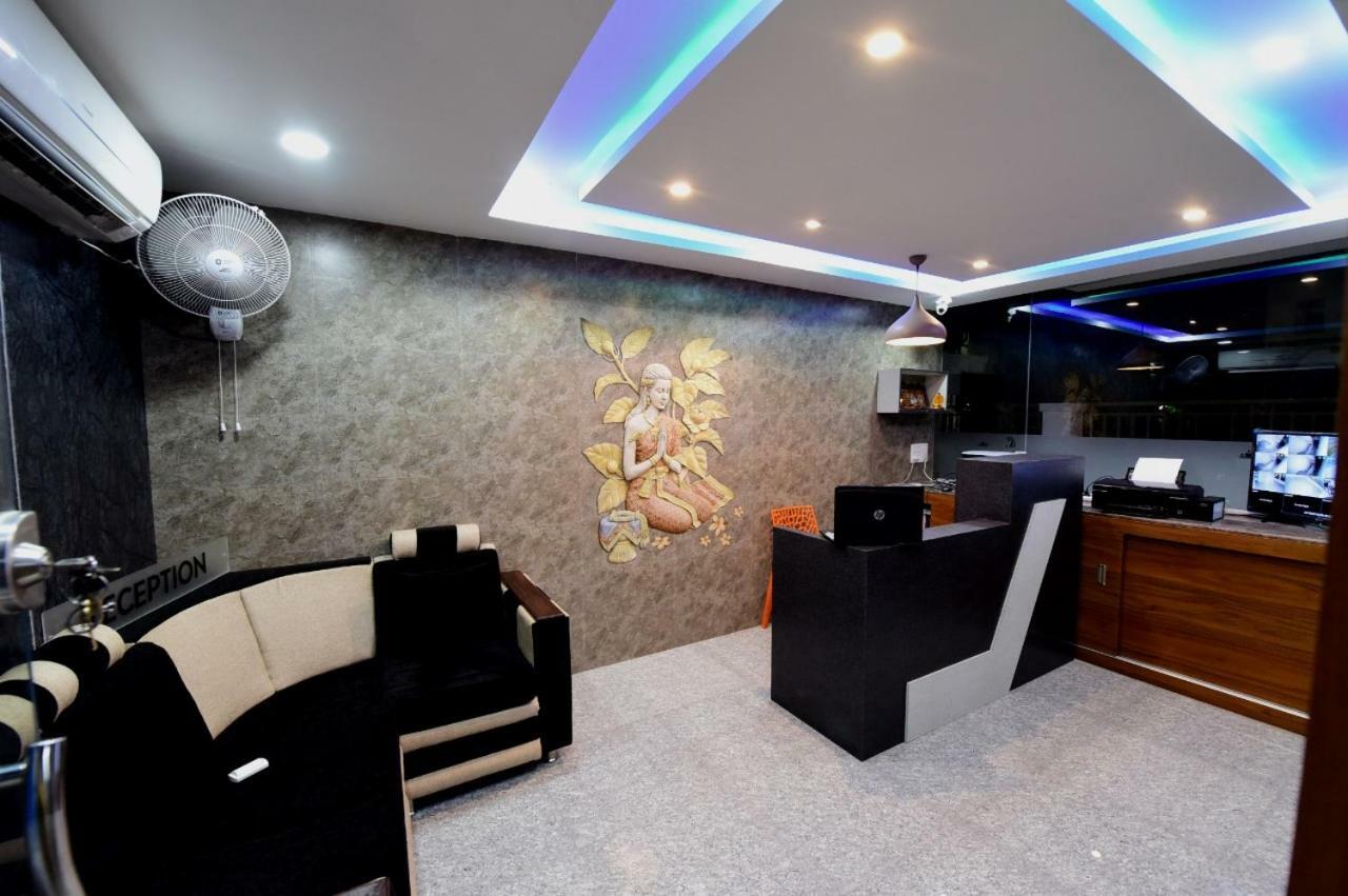 Sree Service Apartments Tirupati Exteriör bild